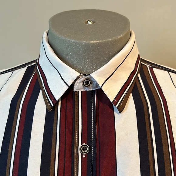Striped Short Sleeve Shirt Large Burgundy - Picture 8 of 10